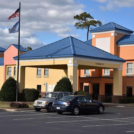 Surestay Plus Hotel Tarboro Habitación foto