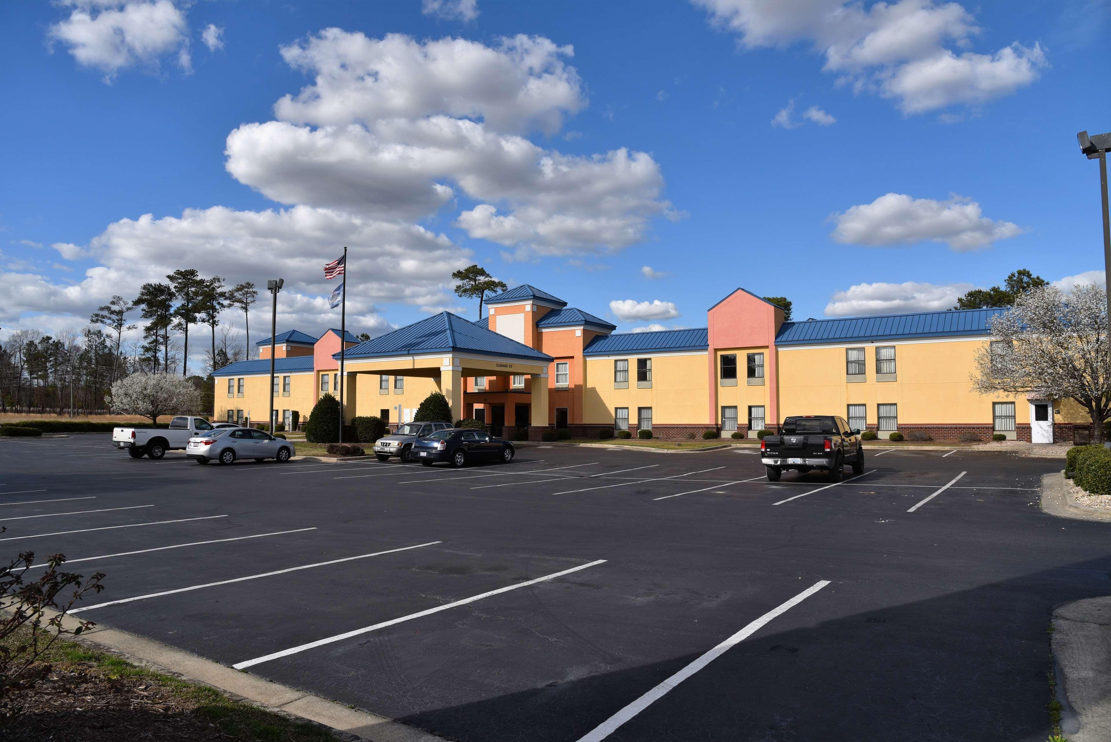 Surestay Plus Hotel Tarboro Exterior foto