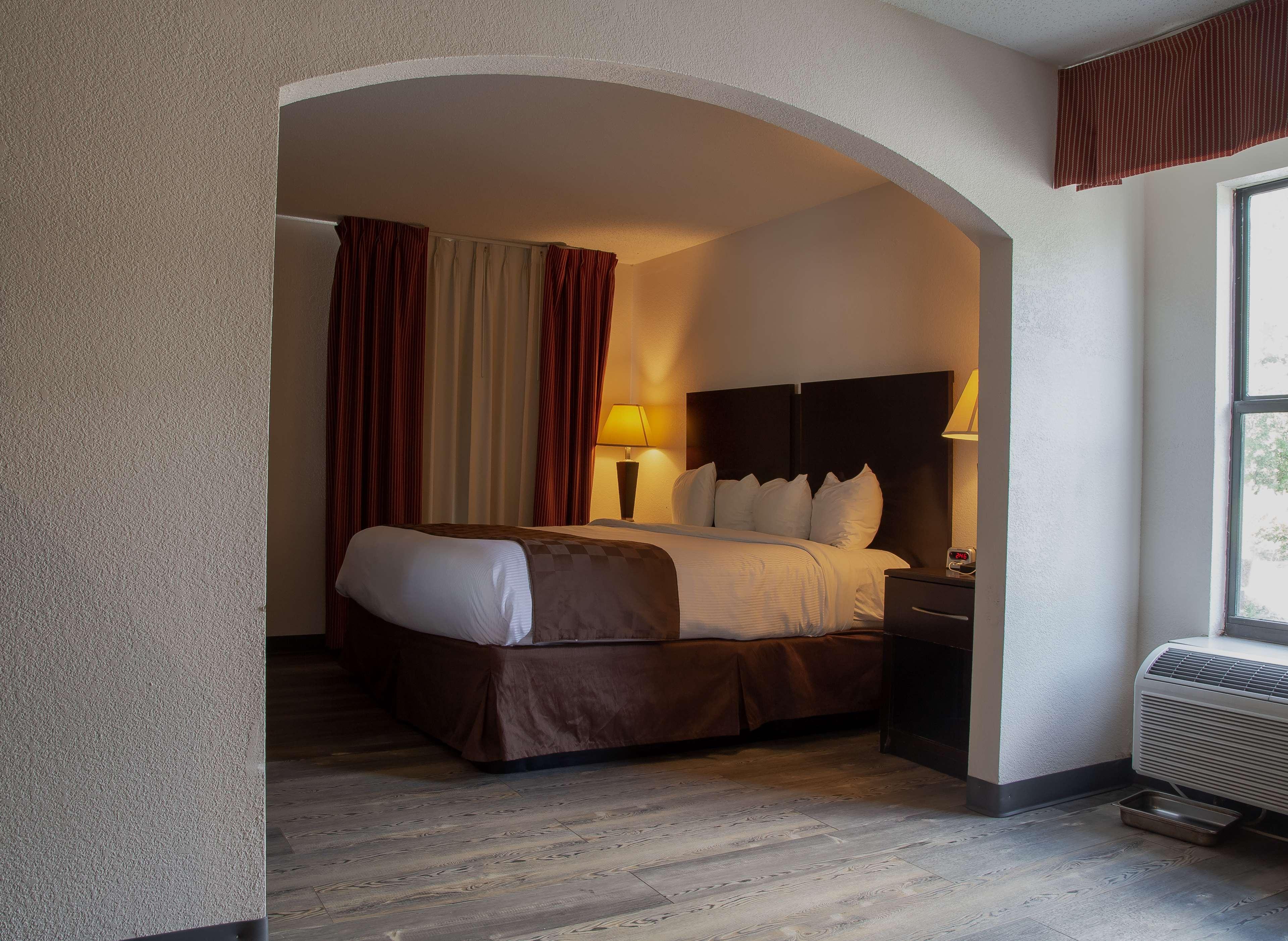 Surestay Plus Hotel Tarboro Exterior foto