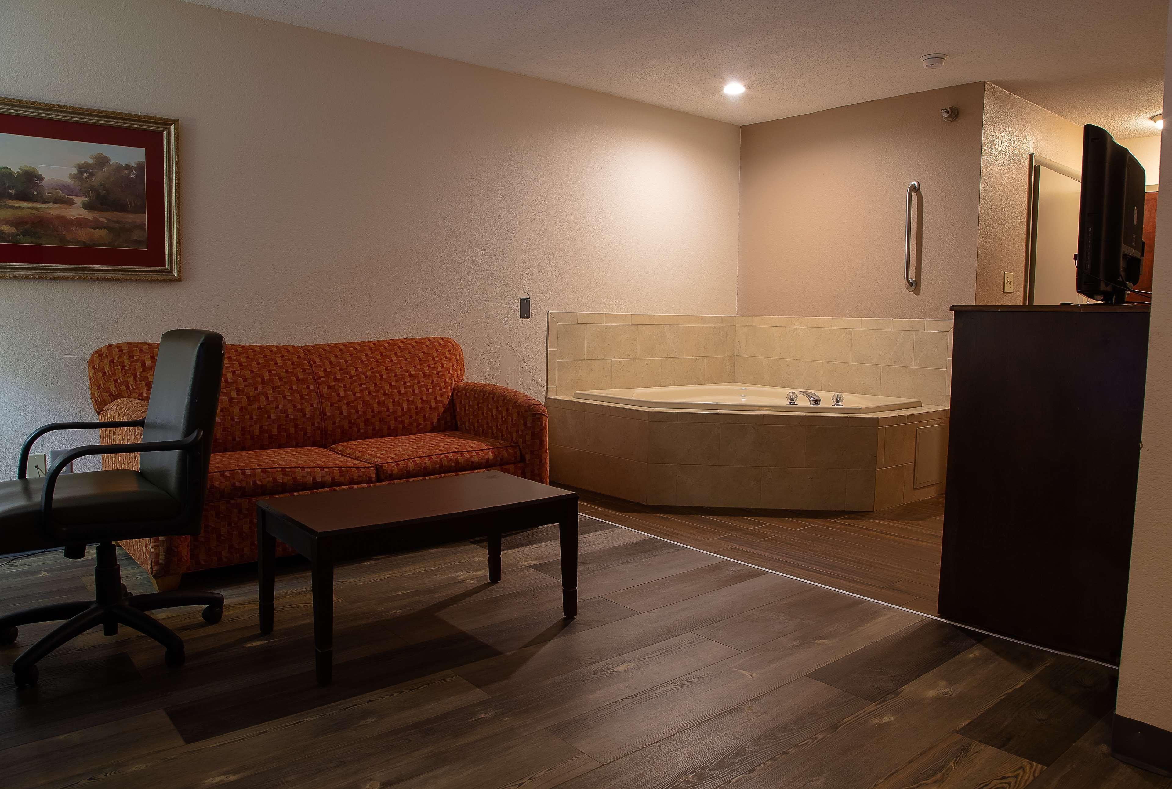 Surestay Plus Hotel Tarboro Habitación foto
