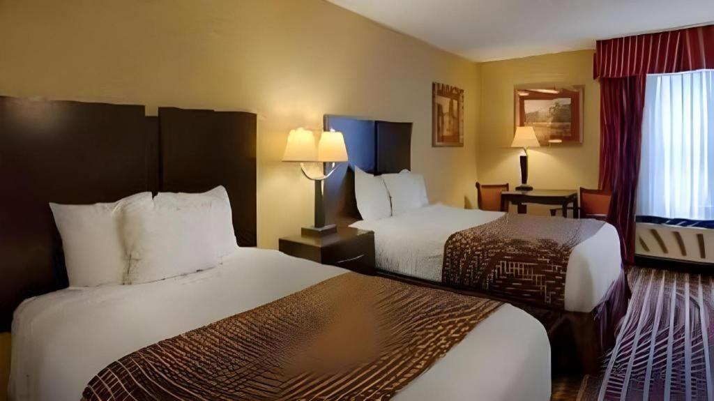 Surestay Plus Hotel Tarboro Exterior foto
